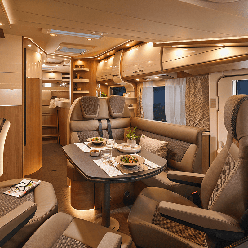 RET 2025 Carthago c tourer I149LE MB vh Lichtstimmung Arbeitslicht